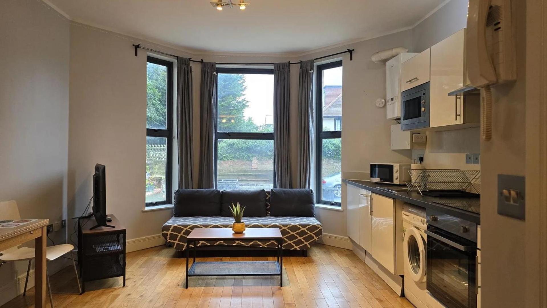 Westciti Chatsworth Road Apartments Croydon Eksteriør billede